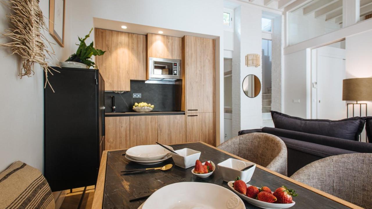R26 Suites Sevilla Экстерьер фото